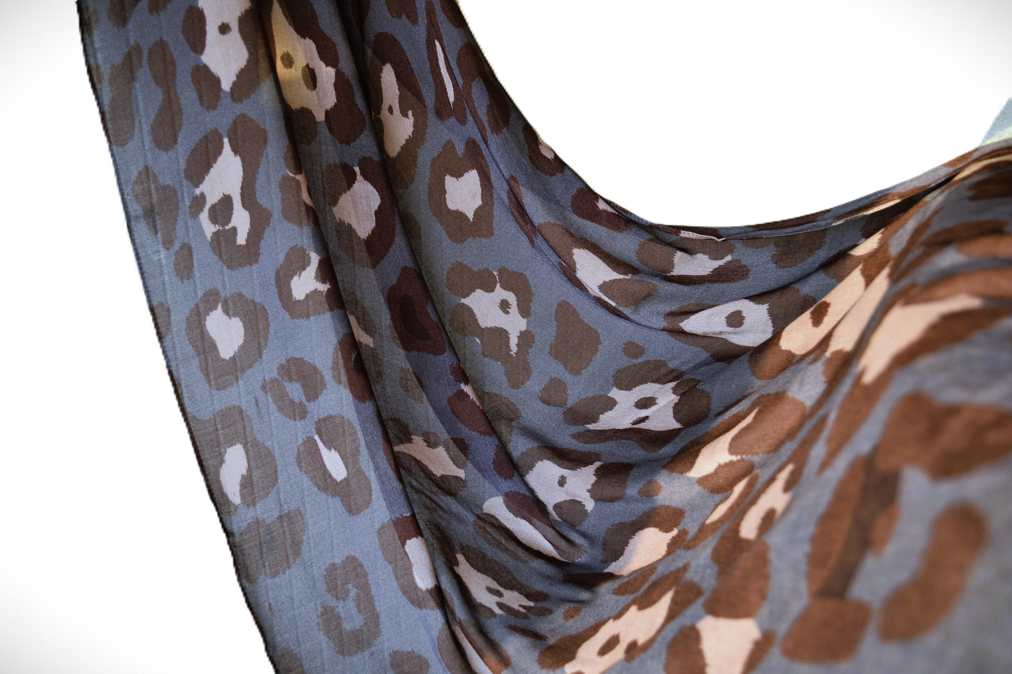 Hawaa Botanica: Printed Modal Hijab