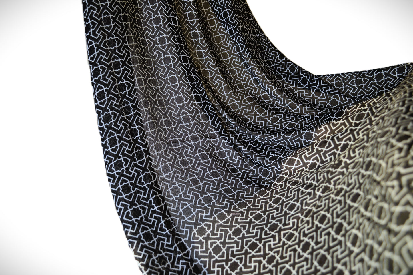 Hawaa Botanica: Printed Modal Hijab